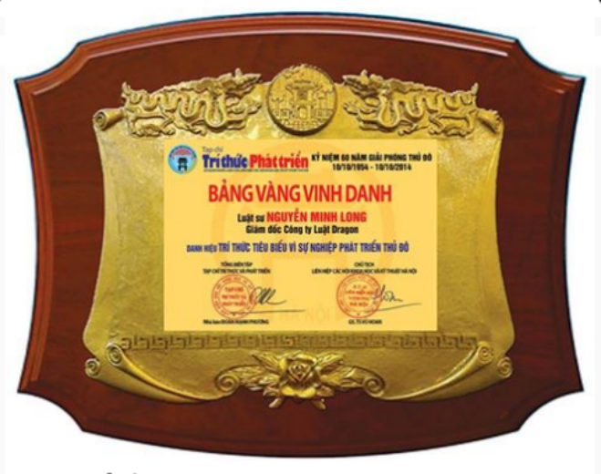 Golden Table Award Honored Lawyer Nguyen Minh Long about Typical Intellectual for Development of Capital on October 10, 2014